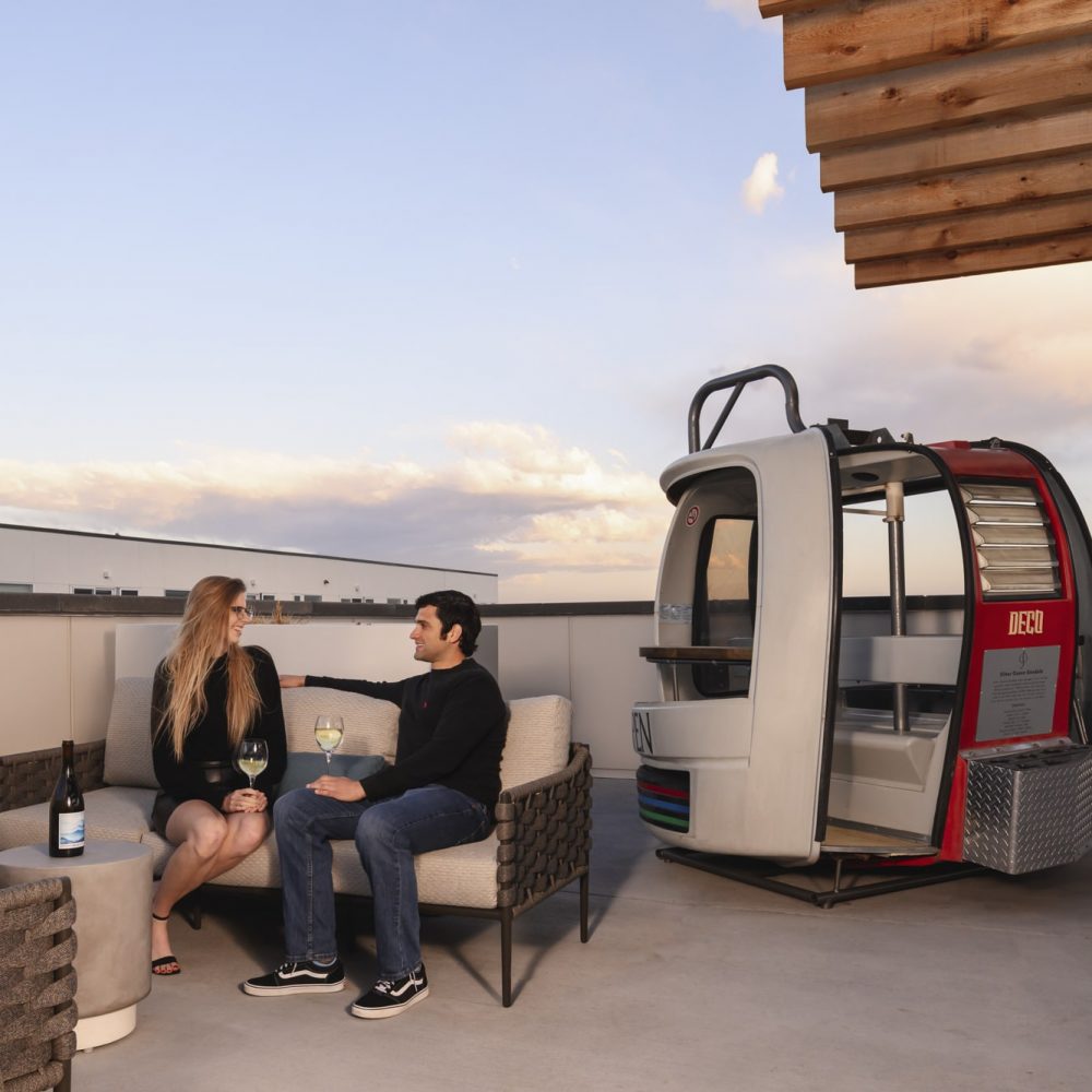 Apartments for Rent Denver - DECO Apartments Rooftop Lounge Area Cozy Seating